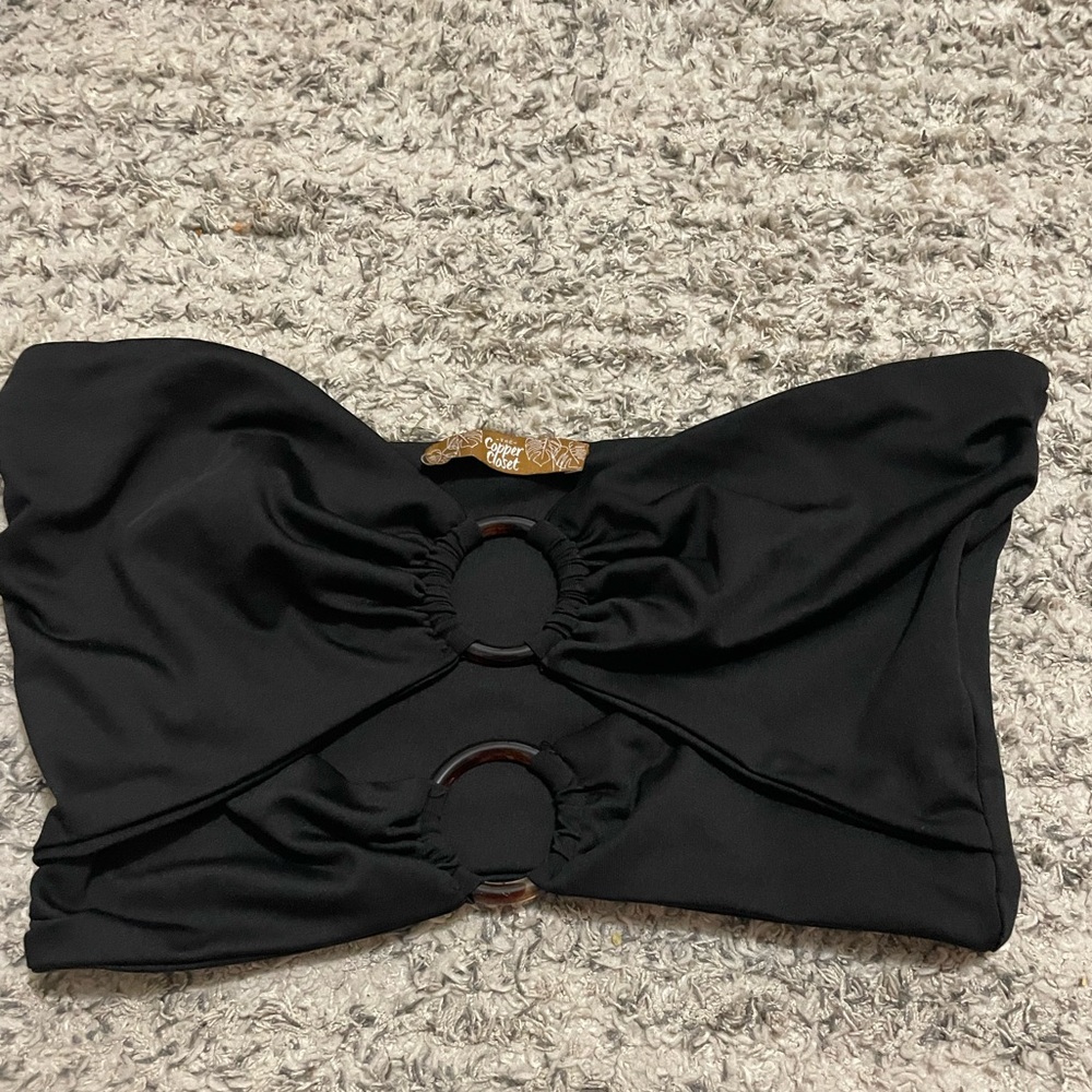 Black Strapless Crop Top